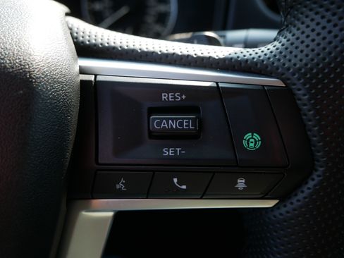 Used 2025 Mitsubishi Outlander SE AWD/4WD image 24