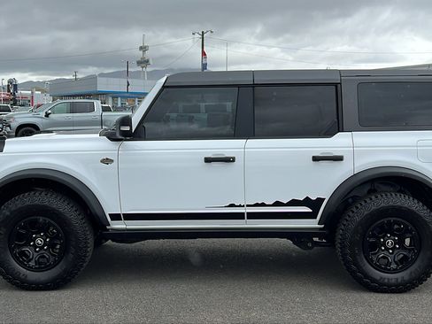 Used 2023 Ford Bronco Wildtrak AWD/4WD image 8