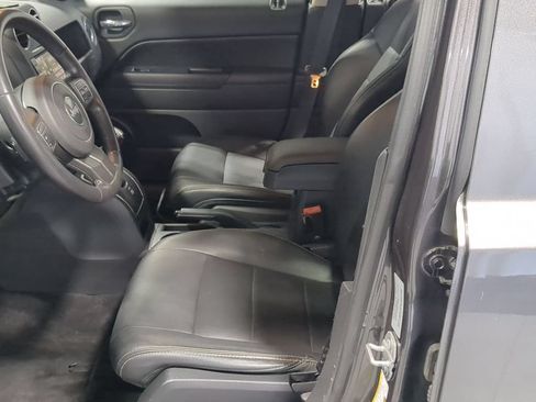 Used 2017 Jeep Patriot High Altitude FWD image 20
