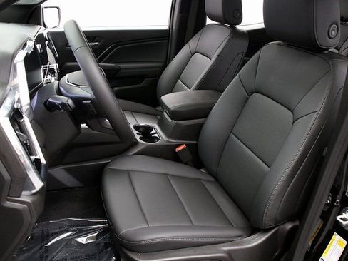 New 2026 GMC Canyon Elevation w/ Convenience Package image 11