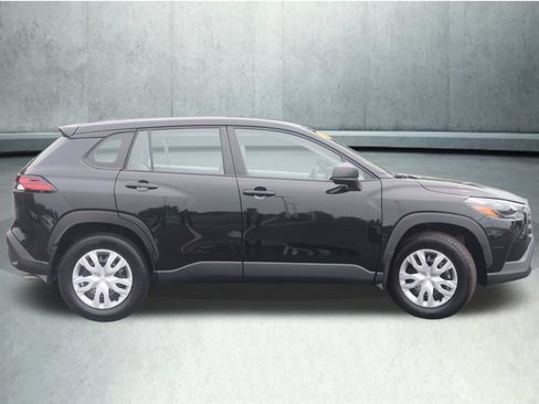 Used 2026 Toyota Corolla Cross L AWD/4WD image 14