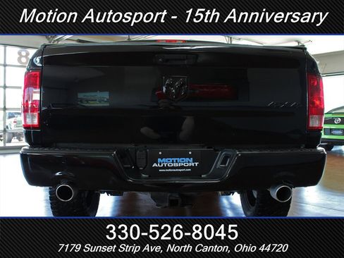 Used 2019 RAM 1500 Express w/ Wheel & Sound Group AWD/4WD image 9