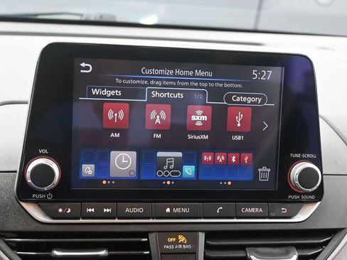 Used 2025 Nissan Altima 2.5 SR FWD image 15