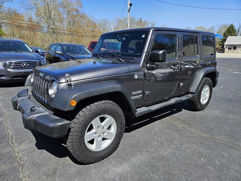 Used 2017 Jeep Wrangler Unlimited Sport w/ Quick Order Package 24S image 6