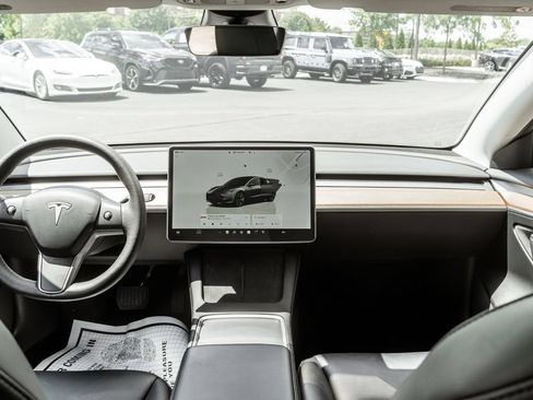 Used 2022 Tesla Model 3 Long Range AWD/4WD image 7