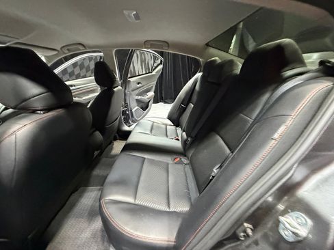 Certified 2023 Nissan Altima 2.5 SR image 17