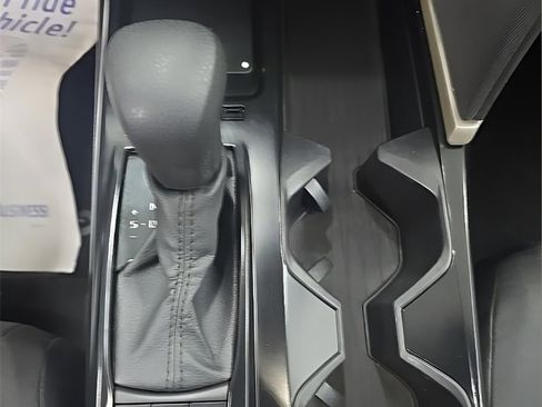 Used 2025 Toyota Camry LE image 26