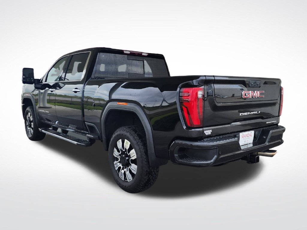 Used 2024 GMC Sierra 2500 Denali AWD/4WD image 7