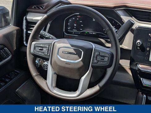 Used 2025 GMC Sierra 2500 Denali w/ Denali Reserve Package image 17