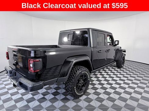 Used 2024 Jeep Gladiator Sport image 5