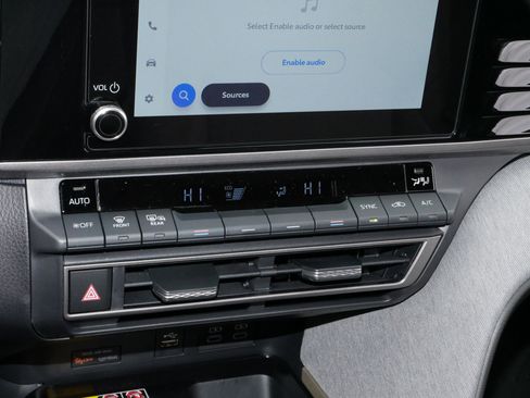 Used 2026 Toyota Camry LE image 23