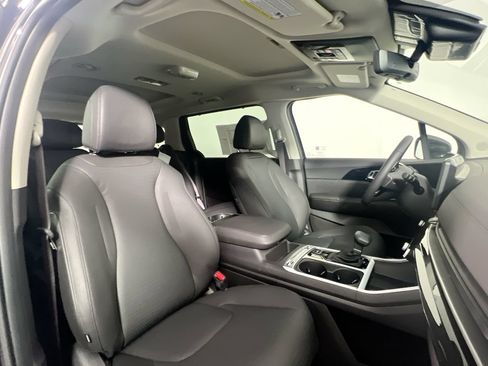 New 2027 Kia Carnival SX w/ Dark Edition Package FWD image 29