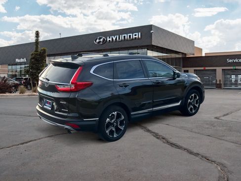 Used 2017 Honda CR-V Touring image 5