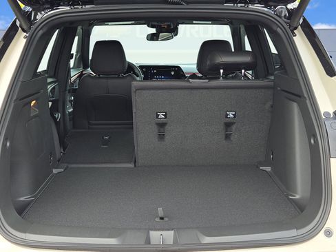 New 2026 Chevrolet TrailBlazer RS w/ Convenience Package FWD image 9