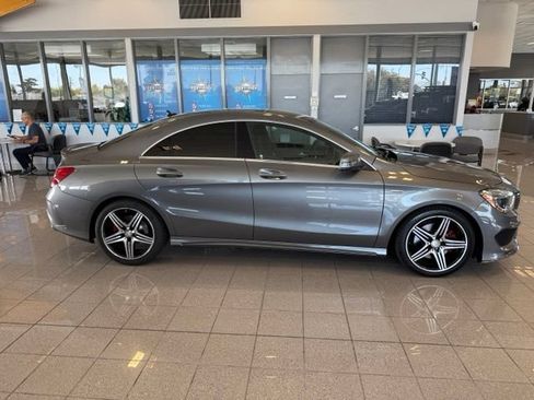 Used 2015 Mercedes-Benz CLA 250 image 4