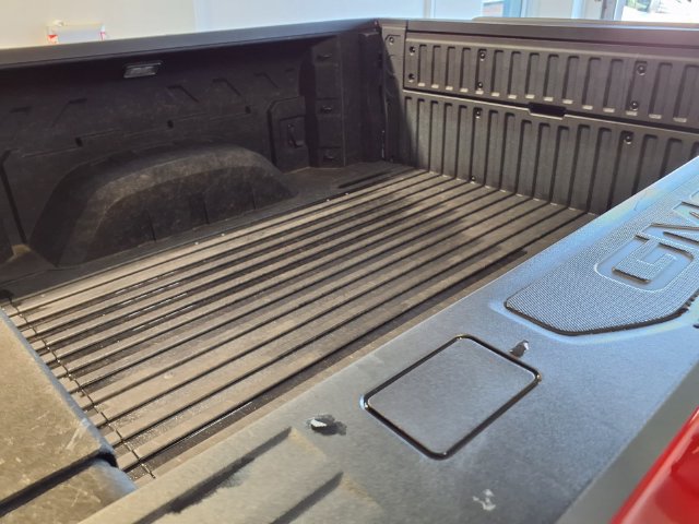 Used 2025 GMC Sierra 1500 AT4 w/ AT4 Premium Package AWD/4WD image 24