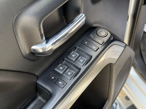 Used 2018 Chevrolet Silverado 1500 LT w/ All Star Edition image 17