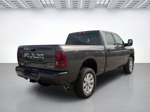 New 2026 RAM 2500 Laramie AWD/4WD image 3