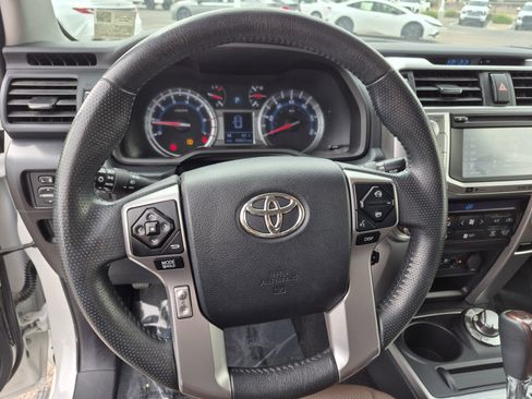 Used 2019 Toyota 4Runner Limited AWD/4WD image 9