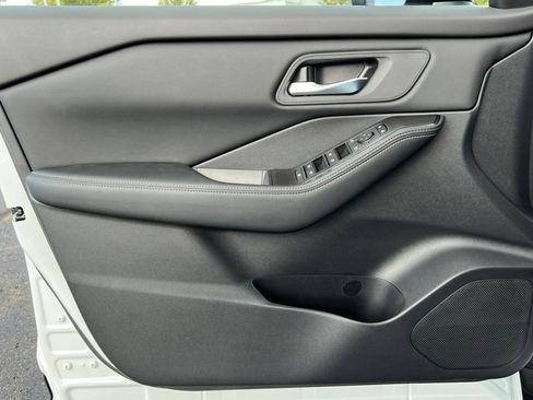 New 2026 Nissan Rogue SV image 12