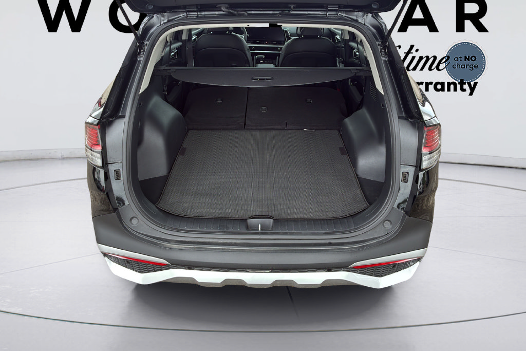 Used 2025 Kia Sportage EX FWD image 10