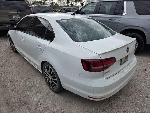 Used 2017 Volkswagen Jetta Sport image 5