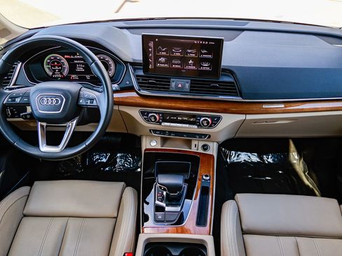 Certified 2023 Audi Q5 e Premium Plus w/ Premium Plus Package image 14