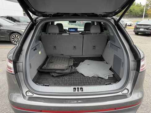 Used 2022 Lincoln Nautilus Reserve image 13