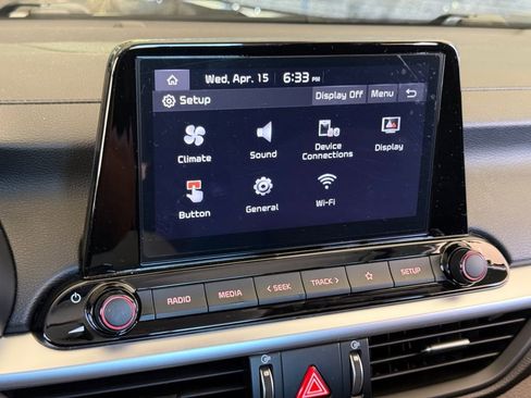 Used 2023 Kia Forte LXS image 11