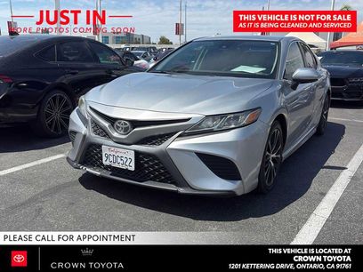 Used 2019 Toyota Camry SE w/ Protection Package (Q2)