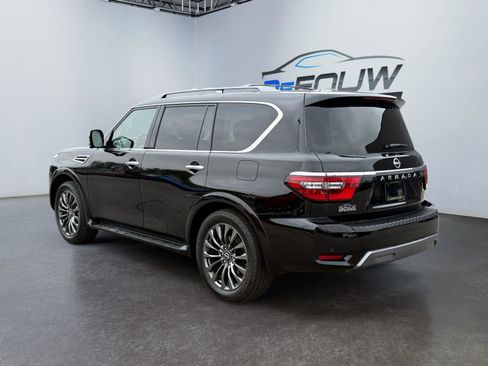 Used 2023 Nissan Armada Platinum w/ Captain's Chairs Package AWD/4WD image 5