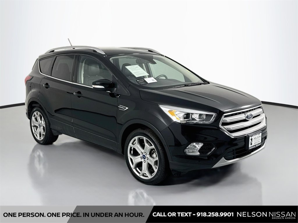 Used 2019 Ford Escape Titanium AWD/4WD image 3