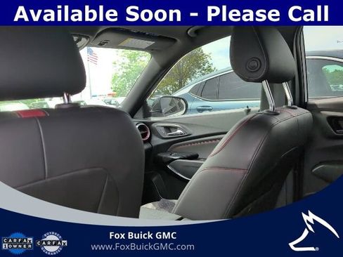 Used 2024 Chevrolet Trax RS w/ Sunroof Package FWD image 10