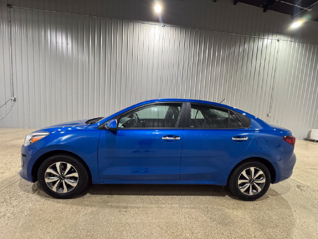 Used 2023 Kia Rio S w/ Technology Package FWD image 2