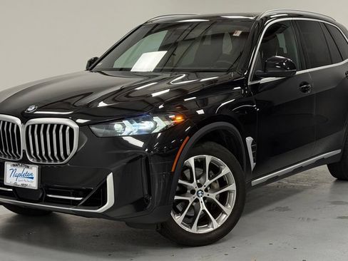 Used 2024 BMW X5 xDrive40i w/ Parking Assistance Package AWD/4WD image 1