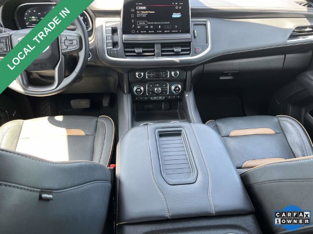 Used 2022 GMC Yukon AT4 w/ Technology Package AWD/4WD image 17