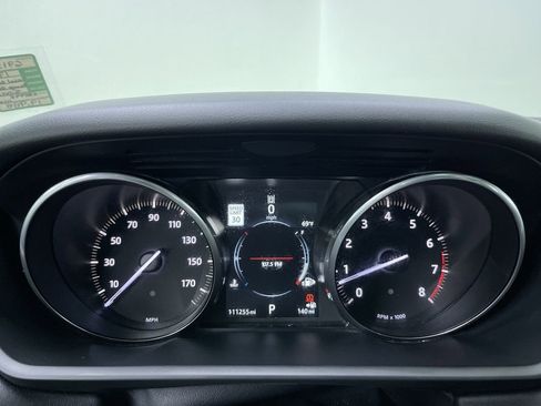 Used 2017 Land Rover Range Rover Sport HSE image 19