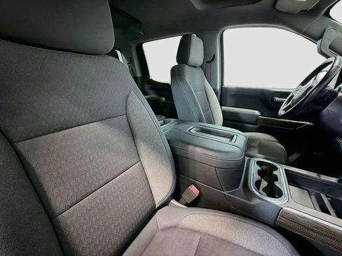 Used 2019 Chevrolet Silverado 1500 LT Trail Boss AWD/4WD image 29