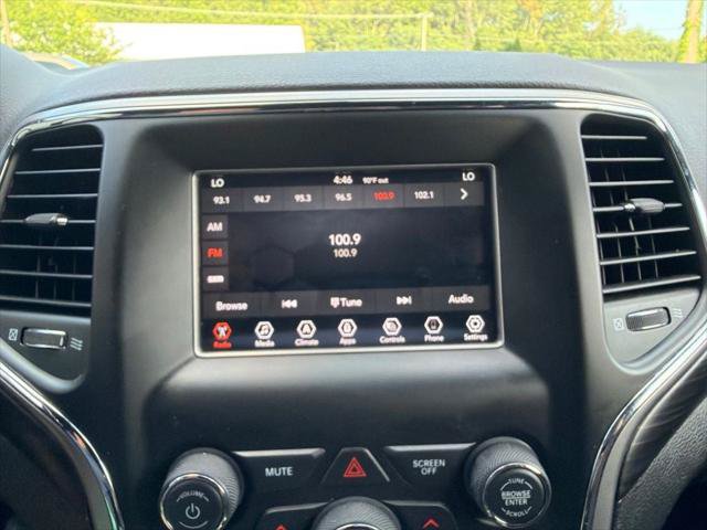 Certified 2021 Jeep Grand Cherokee Laredo AWD/4WD image 21