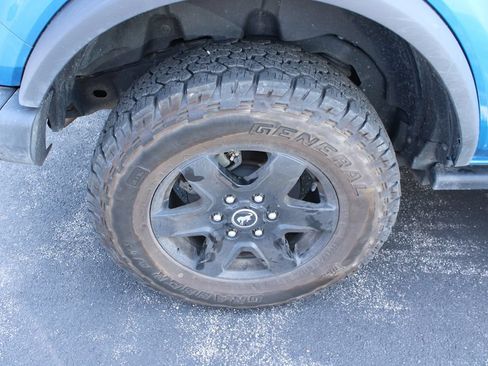 Used 2024 Ford Bronco Black Diamond AWD/4WD image 5