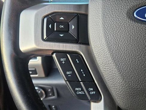 Used 2022 Ford F450 Platinum w/ FX4 Off-Road Package AWD/4WD image 22