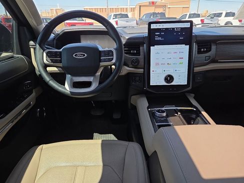 Used 2023 Ford Expedition Limited RWD image 19