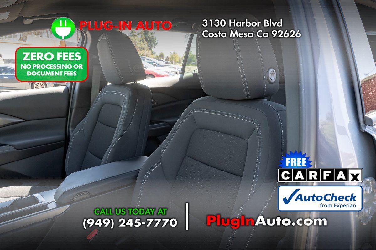 Used 2025 Chevrolet Equinox EV LT FWD image 6