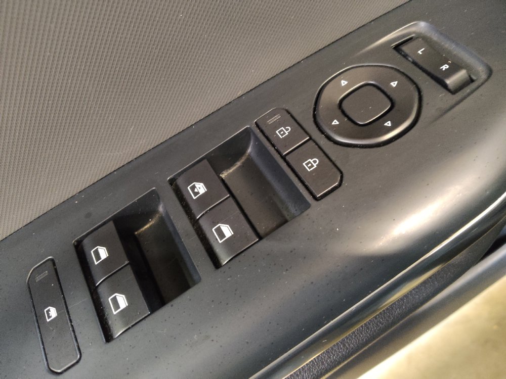 Used 2025 Kia K4 FWD image 27