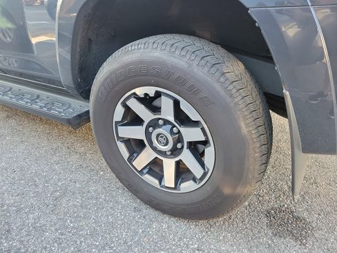 Used 2024 Toyota 4Runner TRD Off-Road Premium image 22