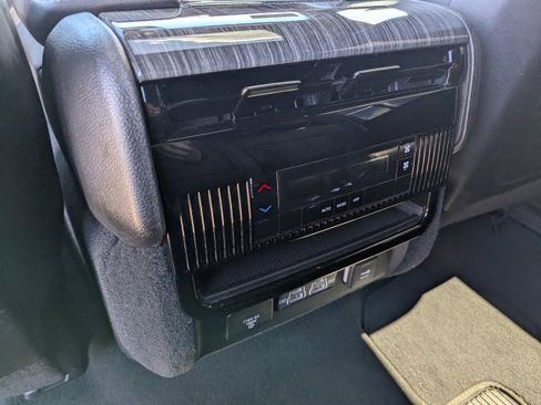 Used 2022 Jeep Wagoneer Series II w/ Premium Group I image 23