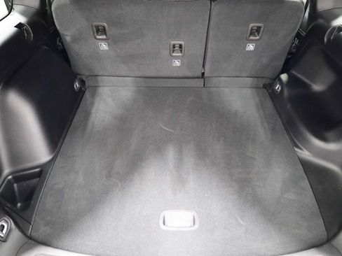 Used 2024 Jeep Grand Cherokee Altitude AWD/4WD image 37