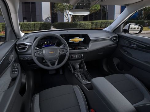 New 2026 Chevrolet TrailBlazer LT FWD image 15