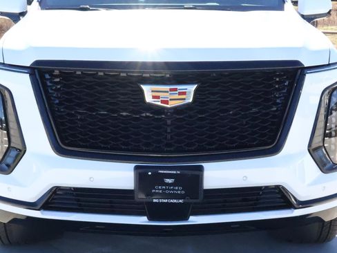 Used 2026 Cadillac Escalade Sport w/ LPO, Floor Liner Package image 8