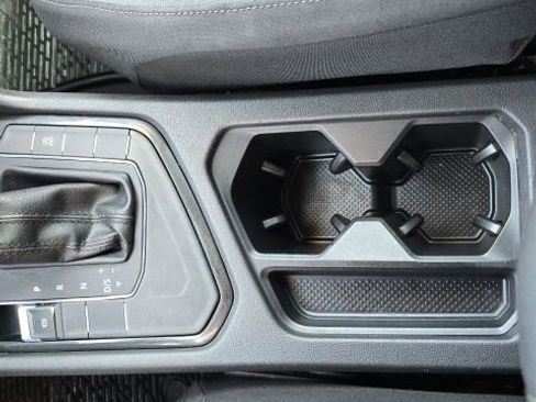 Used 2018 Volkswagen Tiguan S FWD image 20